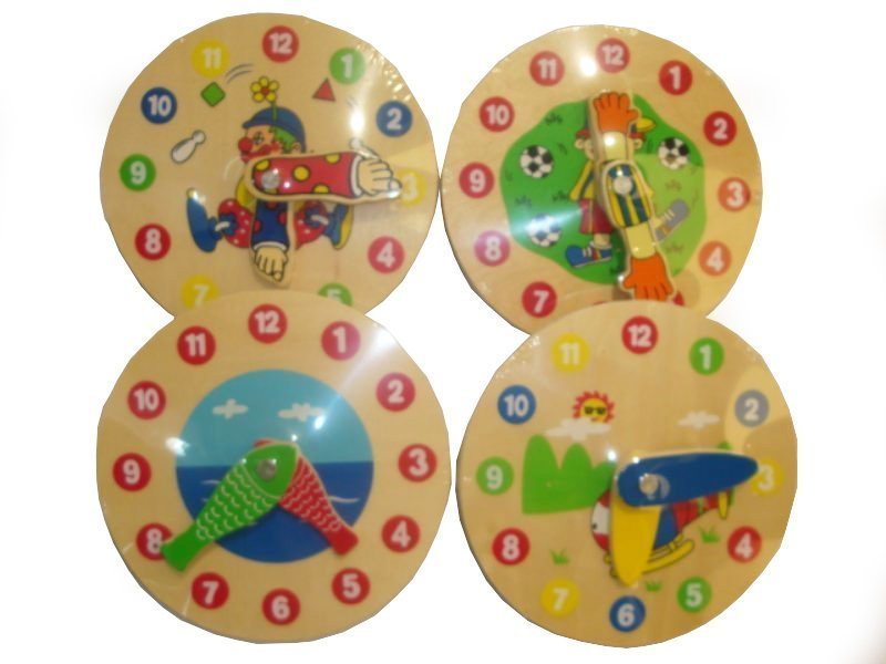 Ahşap Oyuncak Saat Hakem