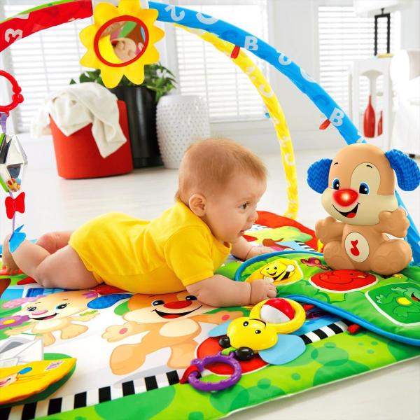 Fisher Price Köpekçik ve Arkadaşları Jimnastik Merkezi